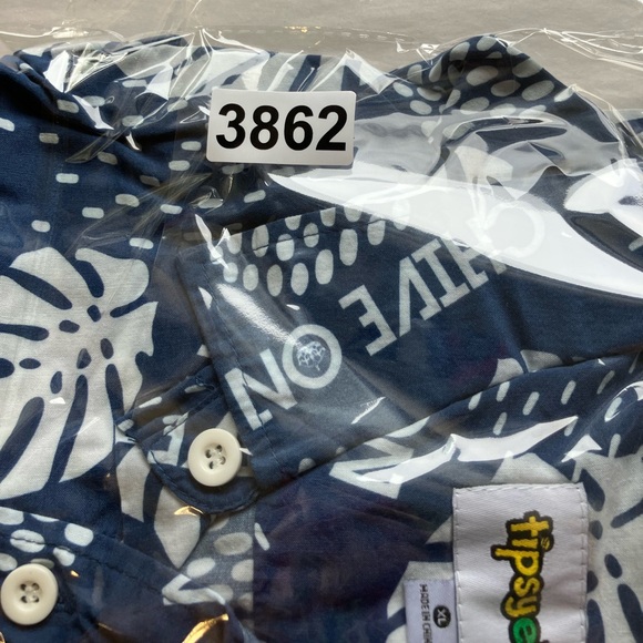 tipsy elves Button Up Shirt Men’s Xl Blue Vacation Casual Short Sleeves - Picture 8 of 8